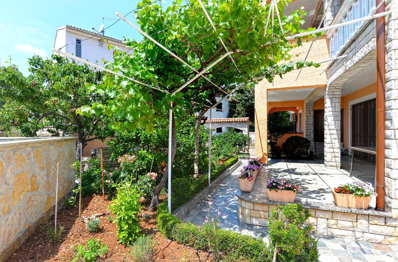Apartment Mirela 2145 ฟาชานา ภายนอก รูปภาพ