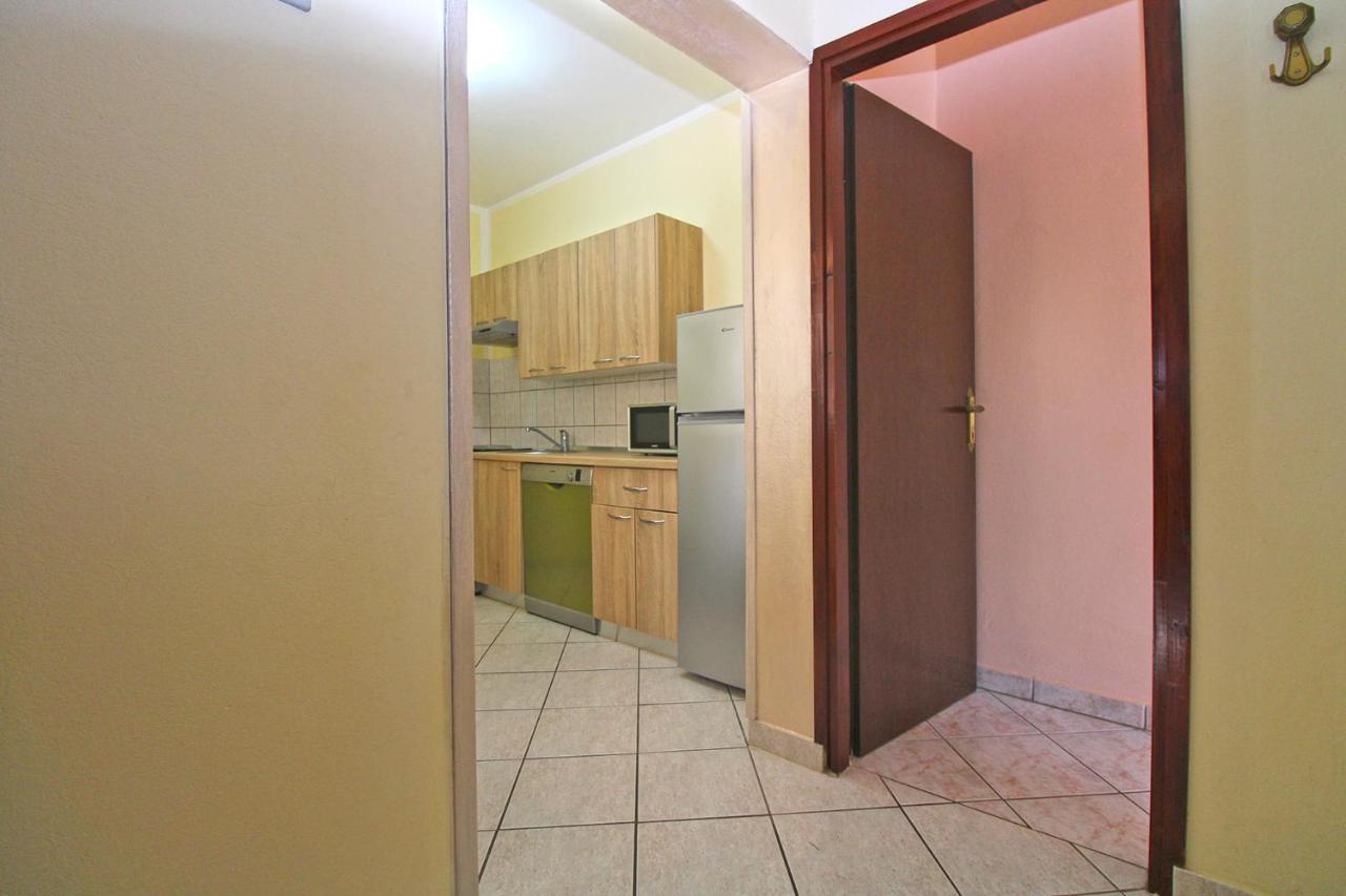 Apartment Mirela 2145 ฟาชานา ภายนอก รูปภาพ